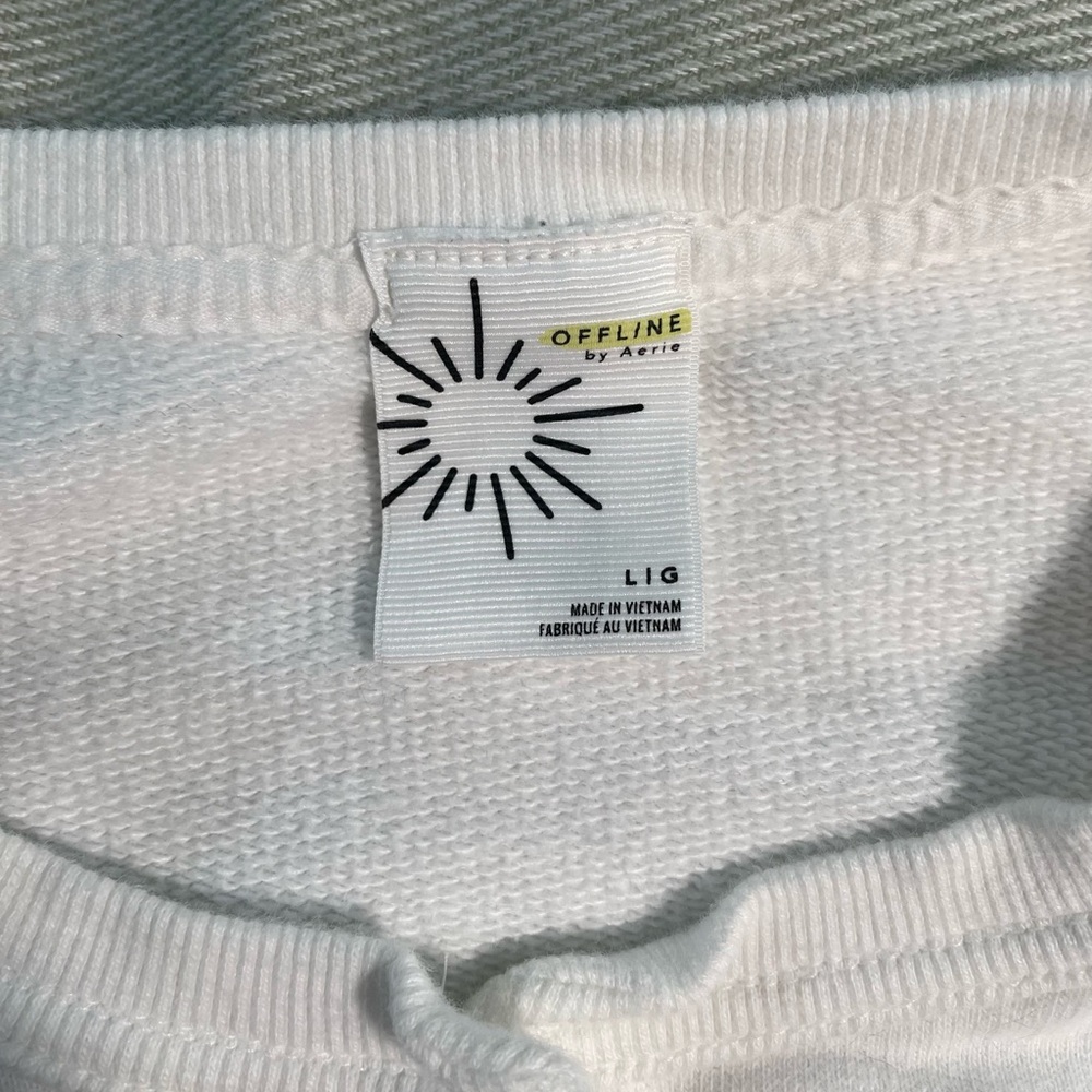 OFFLINE by Aerie White Cropped Sweatshirt (Large / L) - Picture 3 of 6